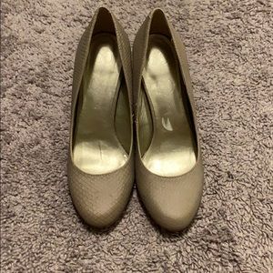 Jessica Simpson heels - 8